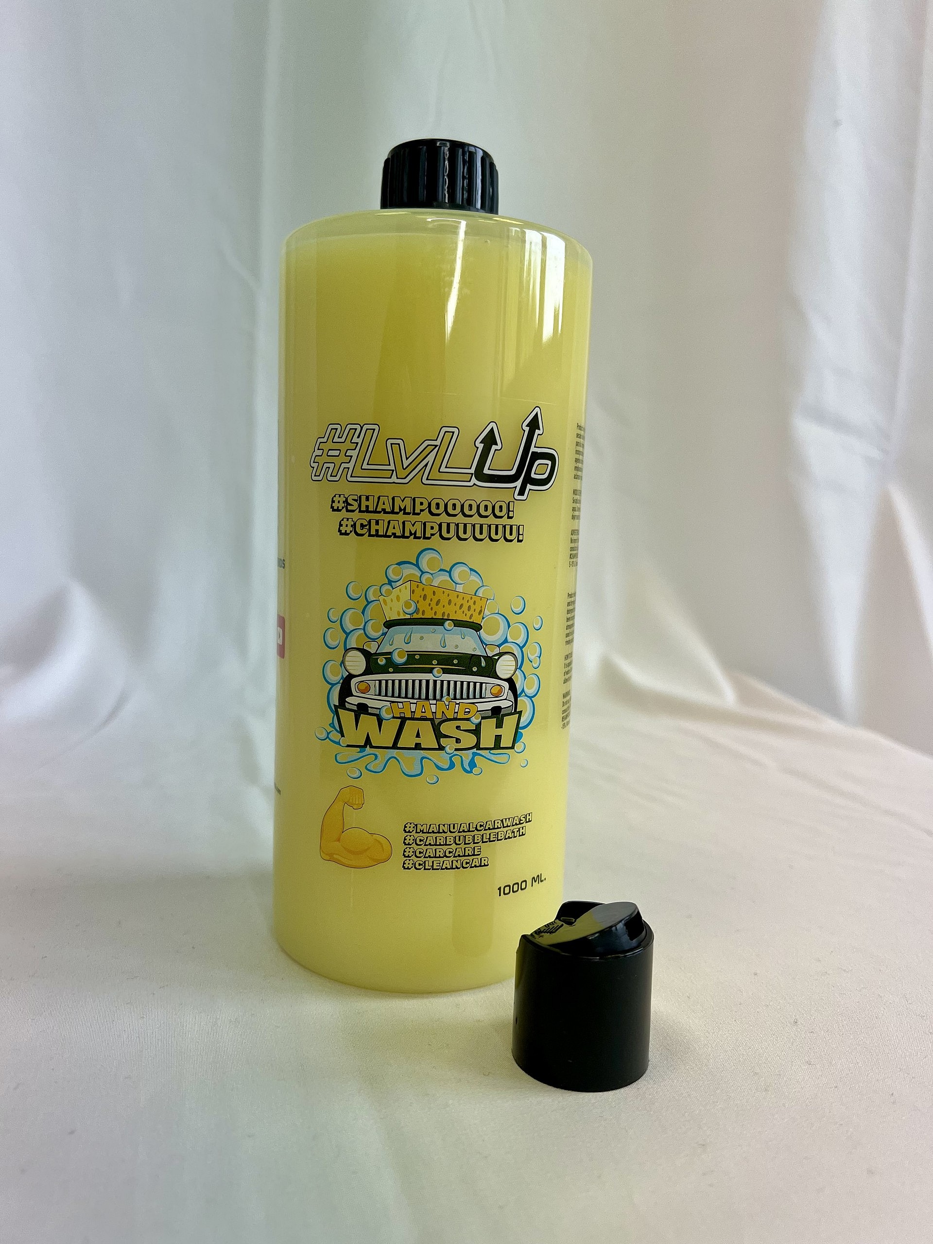 LVL Up Shampoo Flasche mit Portionierer